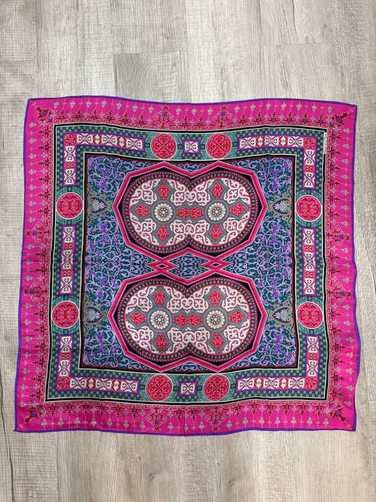 Oscar De la Renta 100% Silk NEW